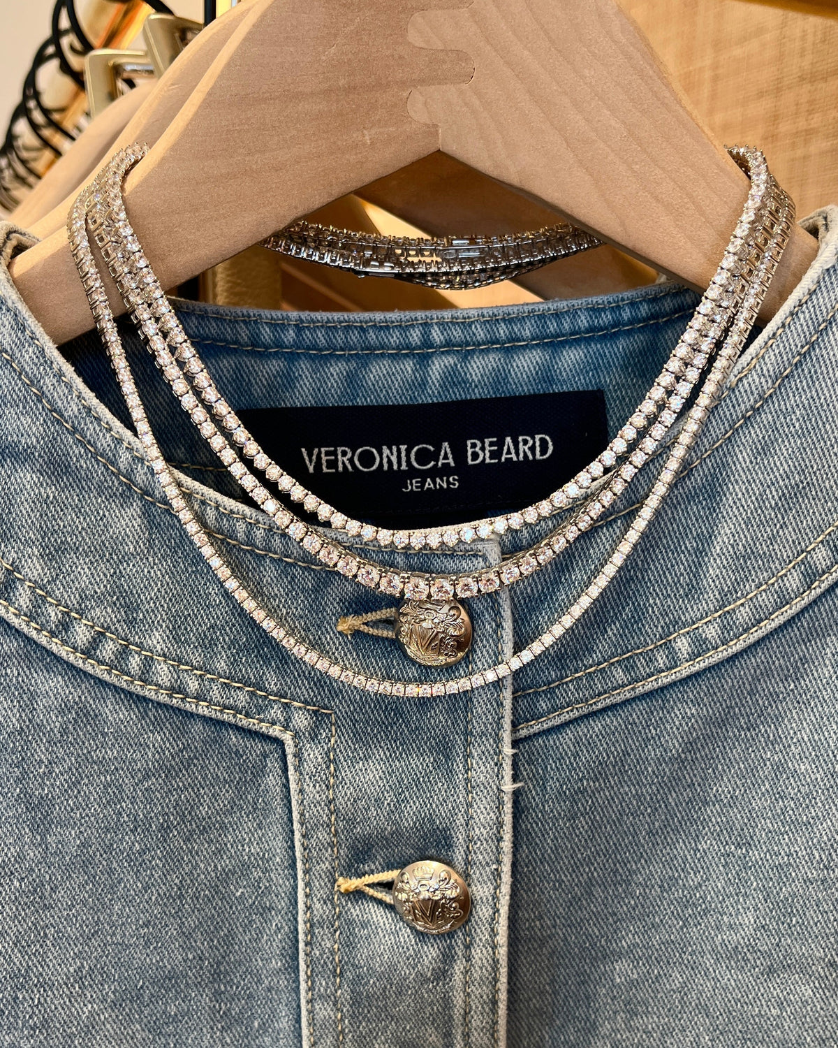giving back: veronica beard x all hands and hearts