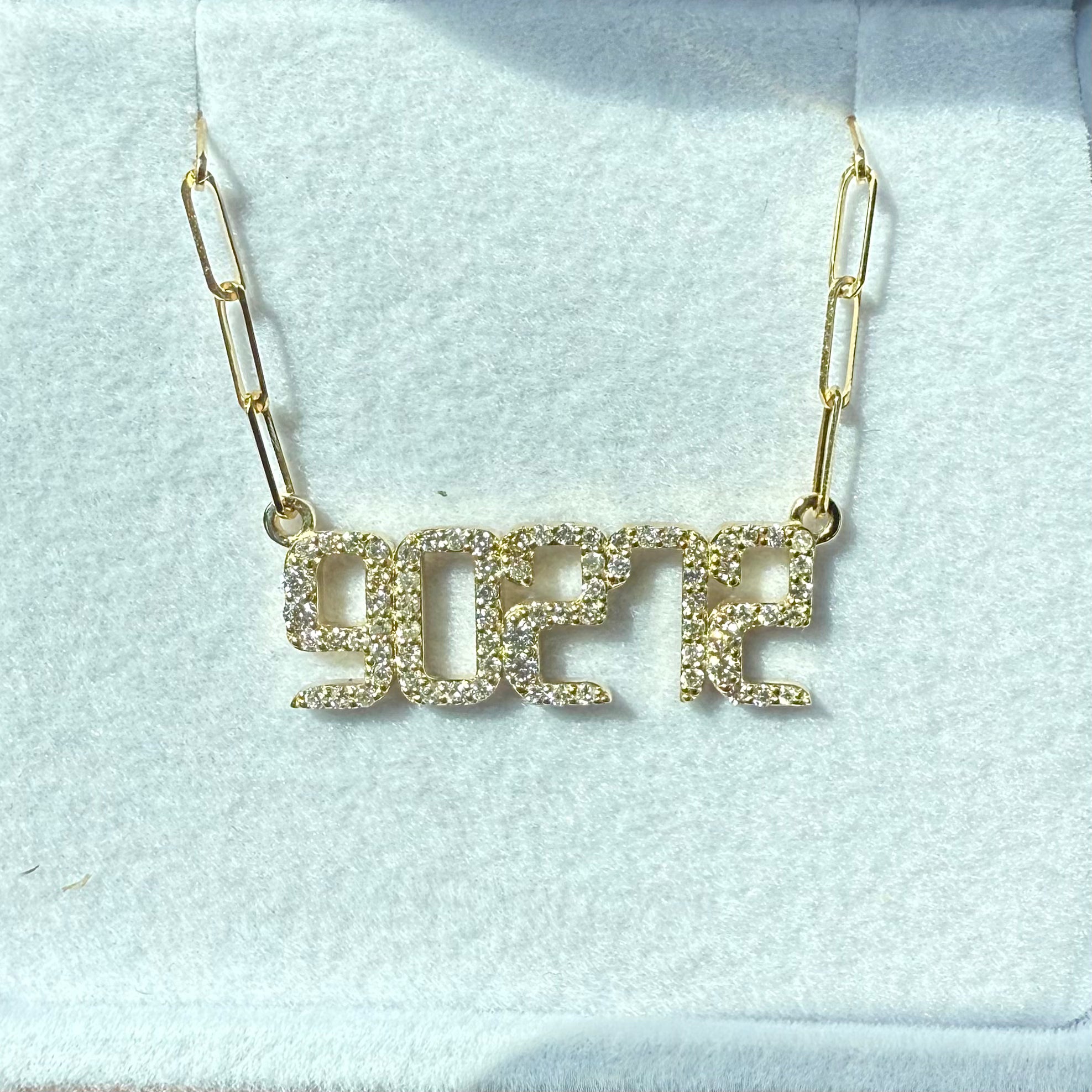 90272 Diamond nameplate necklace in 14k yellow gold 