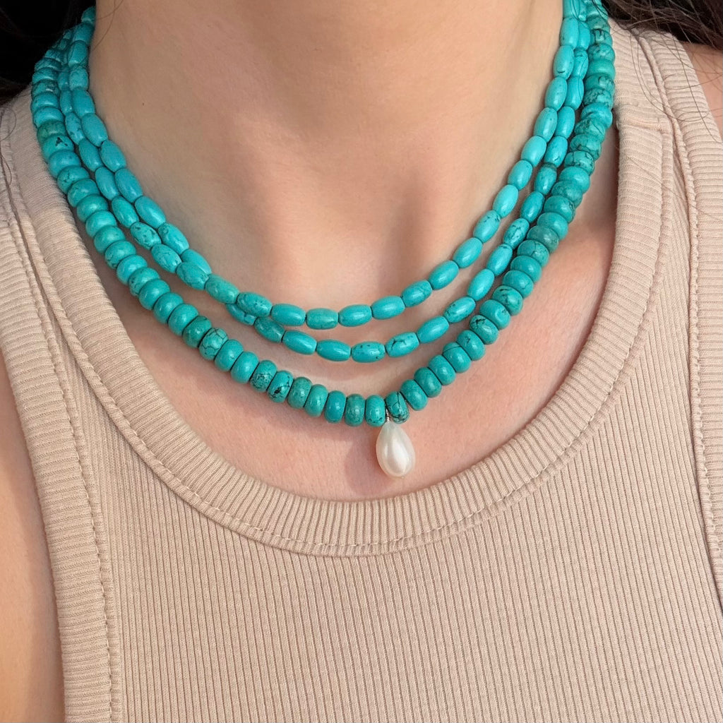 Turquoise beaded necklaces 