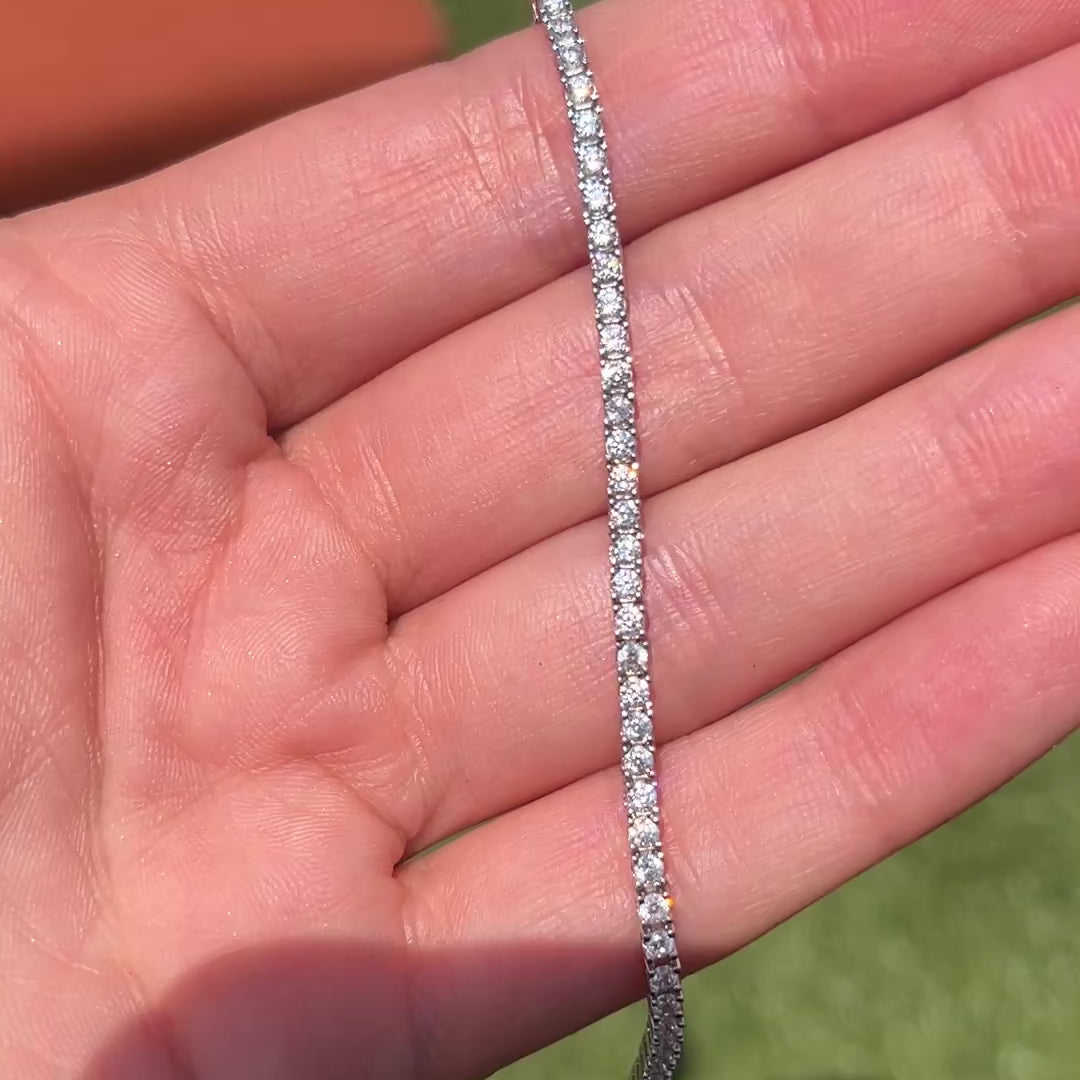 Closeup of our Margo 2mm thin tennis bracelet 